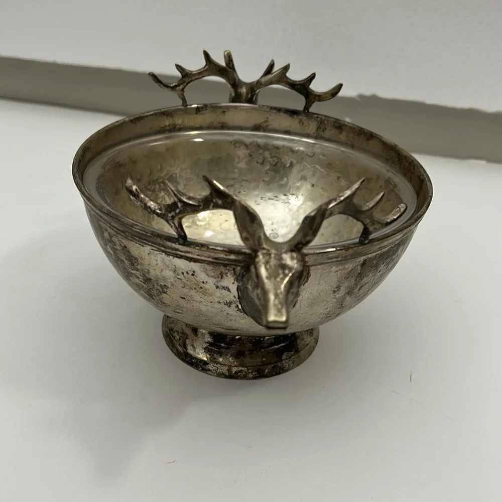 Vintage Silver Plate‎ Hammered Bowl with Stag Handles SKU 1492